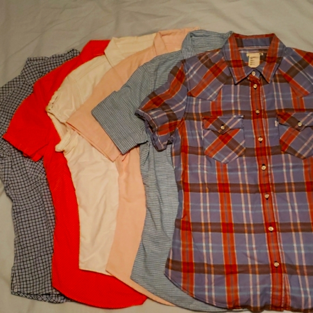 🔴Bundle of Levi's western snap button shirts